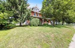 230 W Columbus Street, Mount Sterling, OH 43143