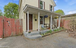 57 Adam St, Pittsfield, MA 01201
