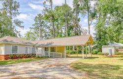 830 Snow Ave, Dixie, GA 31629