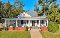 412 S 3rd St, Cordele, GA 31015