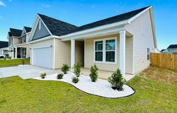 107 Harvest Bluff Lane, Jacksonville, NC 28546