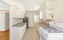 6150 Wareham Drive, Parma, OH 44129