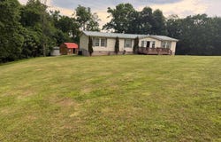 2298 Mountain View, Alderson, WV 24910