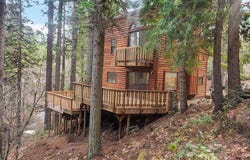 912 Audubon Rd, Mt Shasta, CA 96067