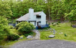 48 Cooper Hollow Road, Woodstock, NY 12409