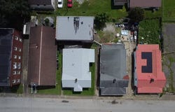 119 5th Avenue, Montgomery, WV 25136