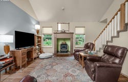 43288 RODGERS MOUNTAIN Loop, Scio, OR 97374