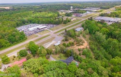 1629 U.S. 45, Henderson, TN 38340