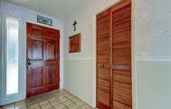 107 GARLAND CIR, PALM HARBOR, FL 34683