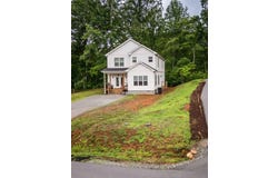 28 Arlington Oaks Lane, Bryson City, NC 28713