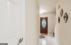 8600 FOX RUN, POTOMAC, MD 20854
