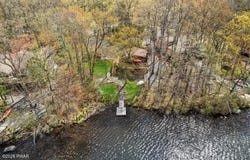 204 Forest Drive, Hawley, PA 18428