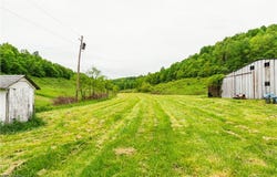 Barkley road, Uhrichsville, OH 44683