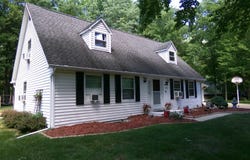 2341 E Cherrywood Drive, Midland, MI 48640
