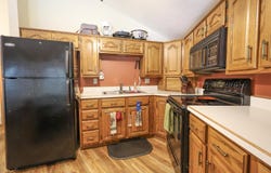3421 SPUR Lane, SUAMICO, WI 54313