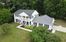 32966 Crescent Drive, Paw Paw, MI 49079