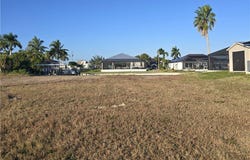 1206 NW 36th Avenue, Cape Coral, FL 33993