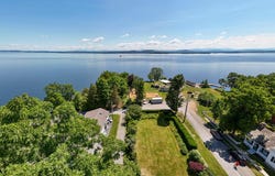 13 Beggs Point Street, Essex, NY 12936