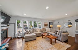 4717 W 76th Street, Prairie Village, KS 66208