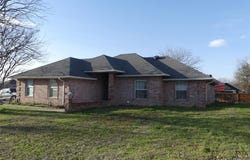 606 W Mulberry Street, Decatur, TX 76234