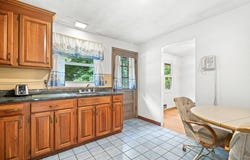 155 Turnpike Rd, Chelmsford, MA 01824