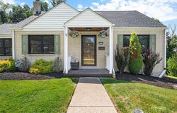 3126 Aniray Cir, Bethel Park, PA 15102