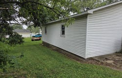 390 Mortimer, Barry, IL 62312