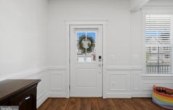 18003 LAKE FRONT Circle, ROUND HILL, VA 20141