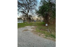 2011 Water St, Bastrop, TX 78602
