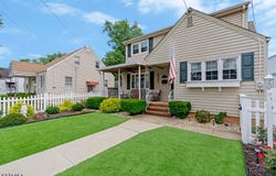 229 Harris Ave, Middlesex Boro, NJ 08846-1908