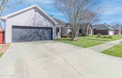 104 Hyacinth Drive, Lafayette, LA 70506