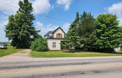 301 E Main Street, Hale, MI 48739