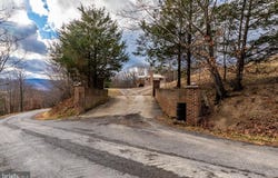 2520 RIDGE ROAD, UPPER TRACT, WV 26866