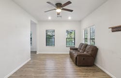 608 E 13th Ave, Belton, TX 76513