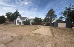 1012 W 3rd Street, Portales, NM 88130