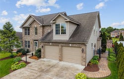 1803 Barneby Ct, Irwin, PA 15642