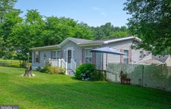 11 CREEK RD, DELTA, PA 17314