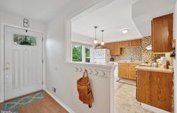 3 COLONIAL WAY, ASTON, PA 19014