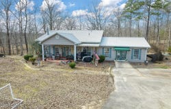 295 Shanks Rd, Henderson, TN 38340