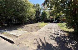 2425 FORREST Ave, Memphis, TN 38112