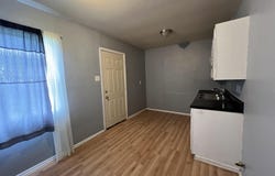 1008 & 1010 SW 33rd ST, Topeka, KS 66611