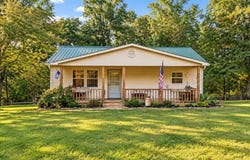 8546 Highway 1363, Stearns, KY 42647
