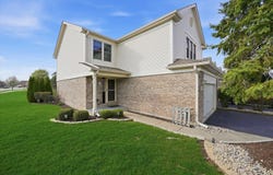 7770 Bristol Park Drive, Tinley Park, IL 60477