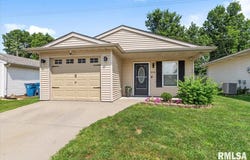 3104 Lakeshire Drive, Springfield, IL 62707