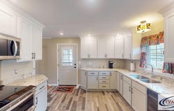 1100 Brentwood, PARIS, TN 38242