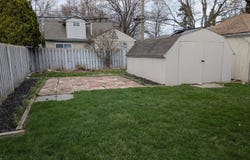2140 Olive Avenue, Lincoln Park, MI 48146