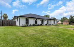 6910 Burlington, Beaumont, TX 77706