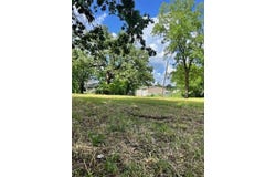 1300 W Kaufman Street, Paris, TX 75460