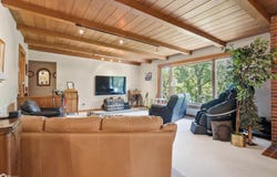 2006 Bittersweet Cir., Mount Pleasant, IA 52641