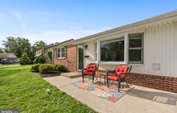 422 BLUEBUFF ROAD, KING OF PRUSSIA, PA 19406